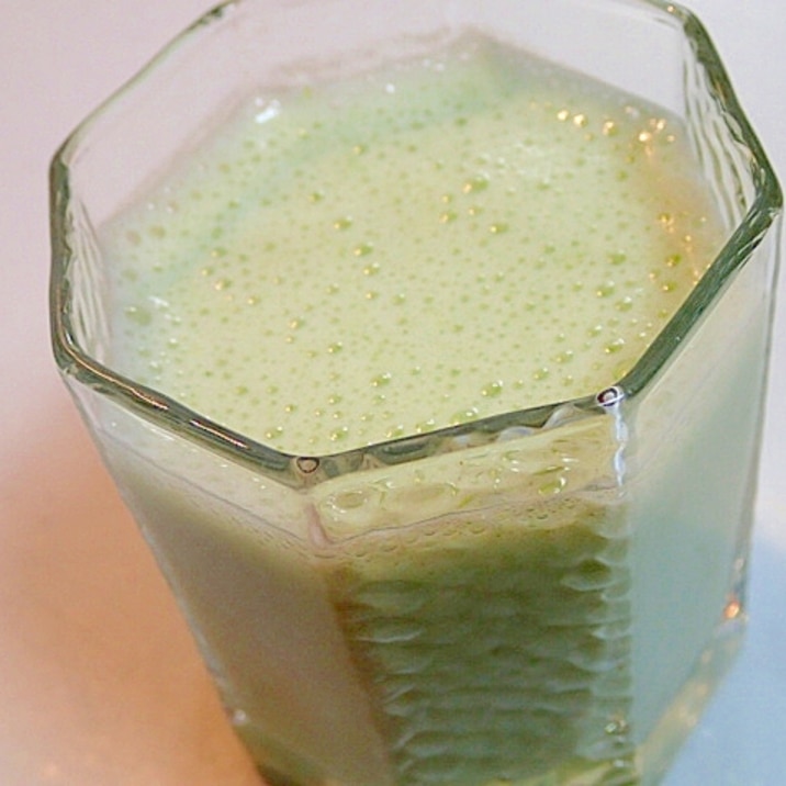 飲むヨーグルトで バナナと青梗菜の生姜入りジュース レシピ 作り方 By ぷ みぃまま 楽天レシピ 飲むヨーグルトで バナナと青梗菜の生姜入りジュース レシピ 作り方 By ぷ みぃまま 楽天レシピ